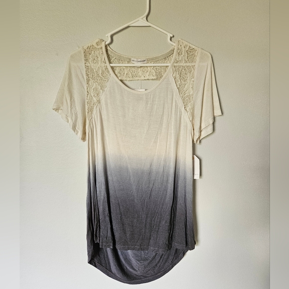 coco+ Tops - Coco + Jaimeson Women's Lace Top, White and Blue, Size Medium